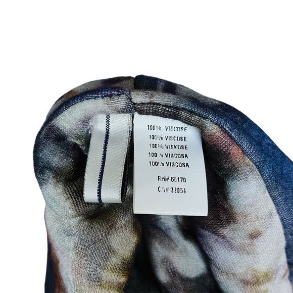 Anthropologie Bl-nk Luculia Watercolor Floral Multicolor Quilted Infinity Scarf - Picture 7 of 8